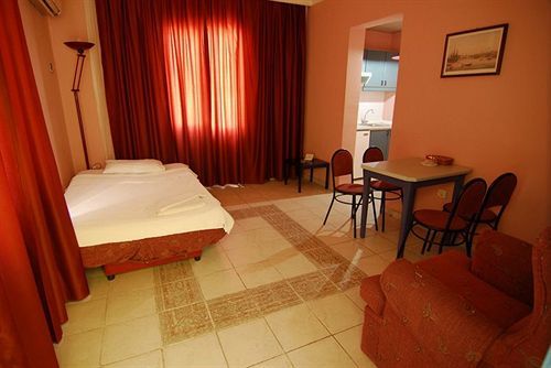 Akdeniz Apart Hotel Kusadası Exterior foto